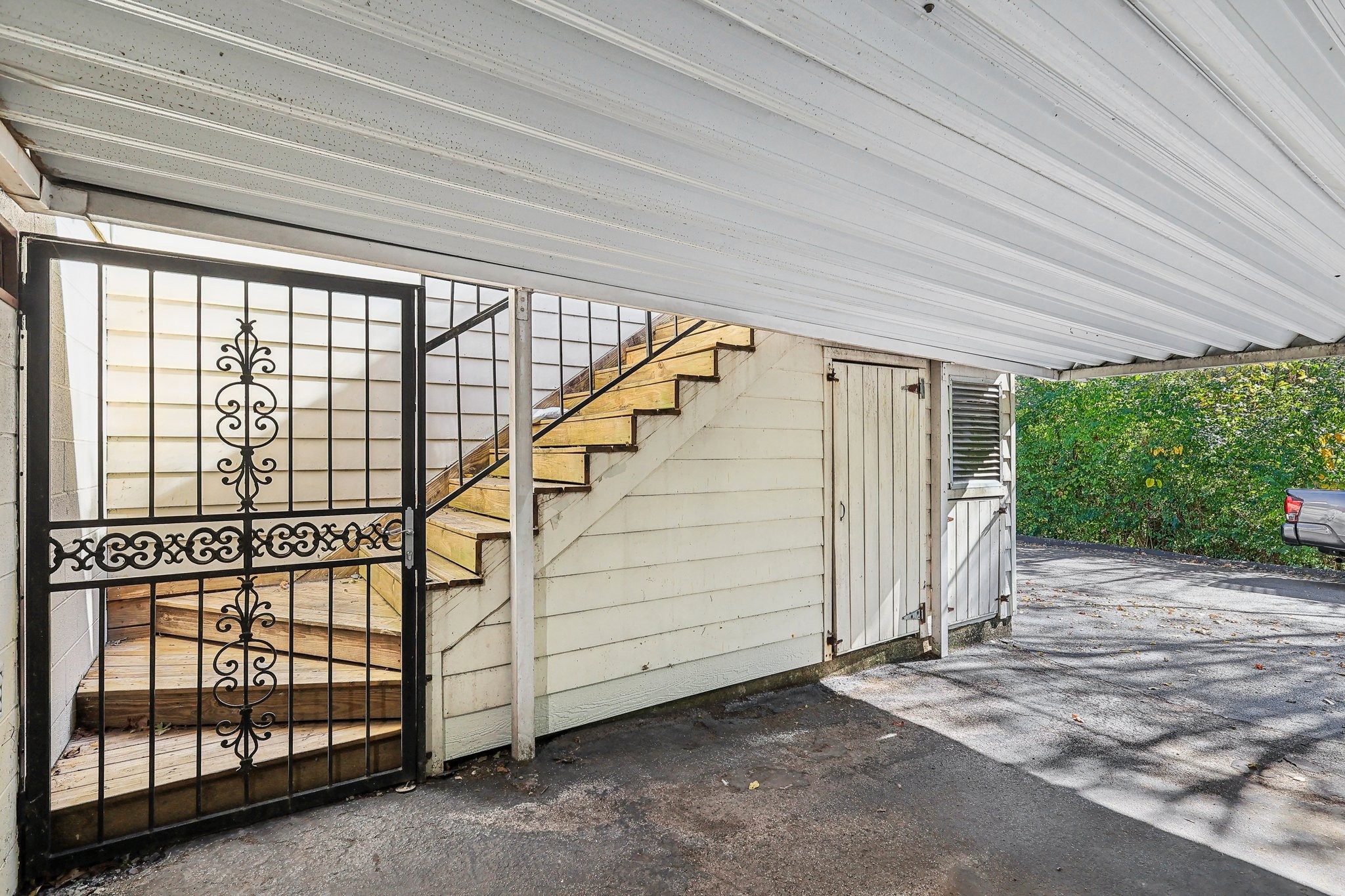 357 Huntington Ridge Dr