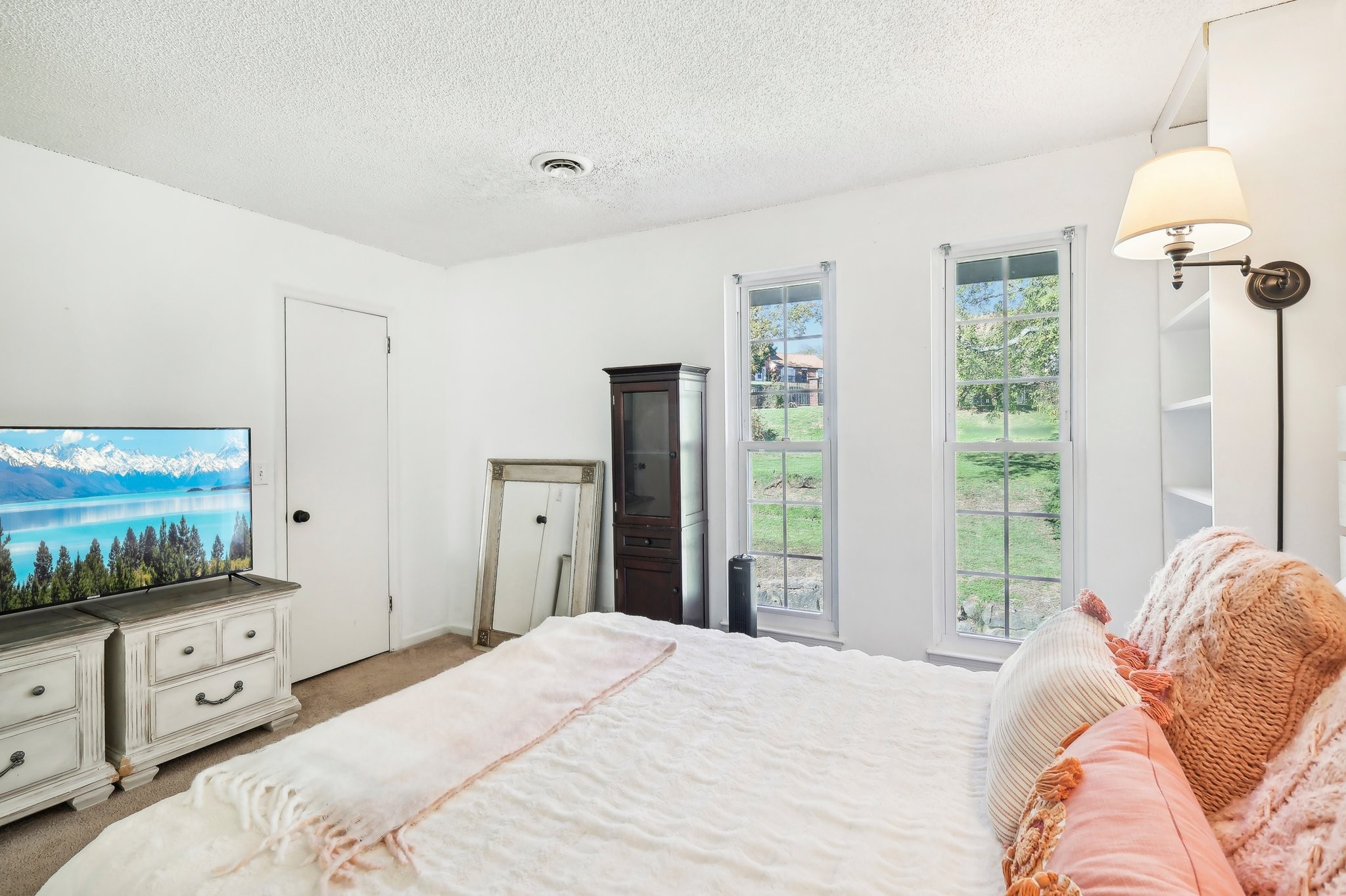 357 Huntington Ridge Dr