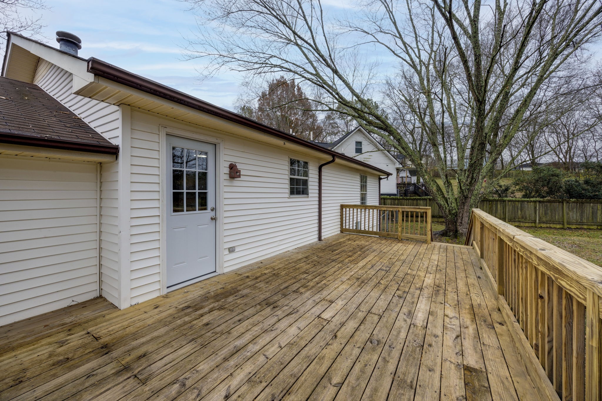 604 Ashlawn Ct