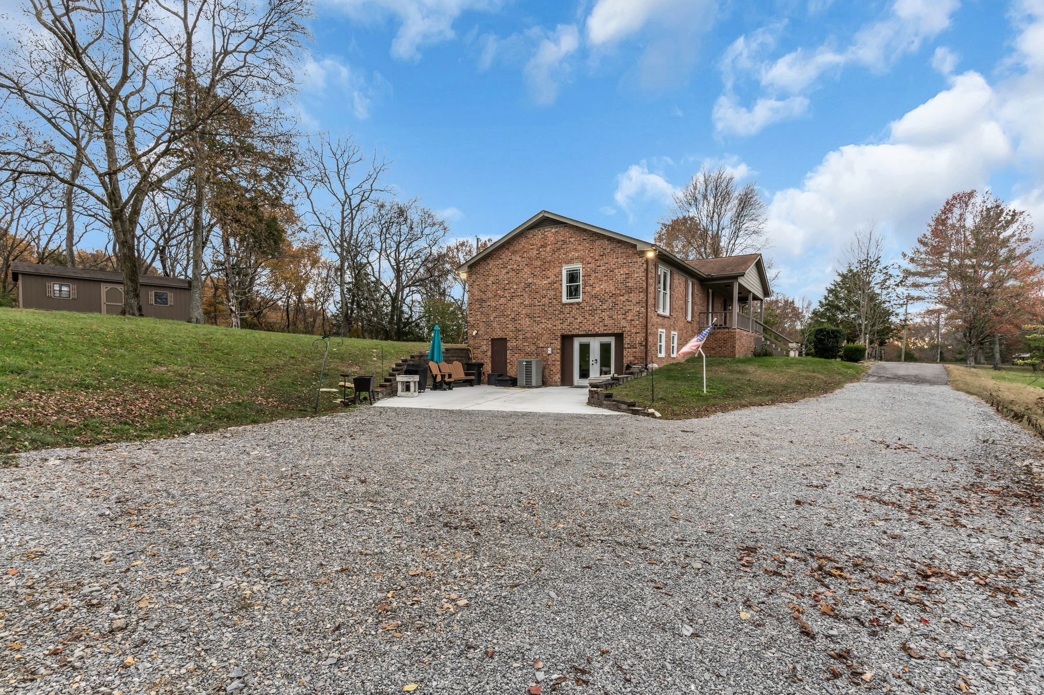 833 Long Hollow Pike