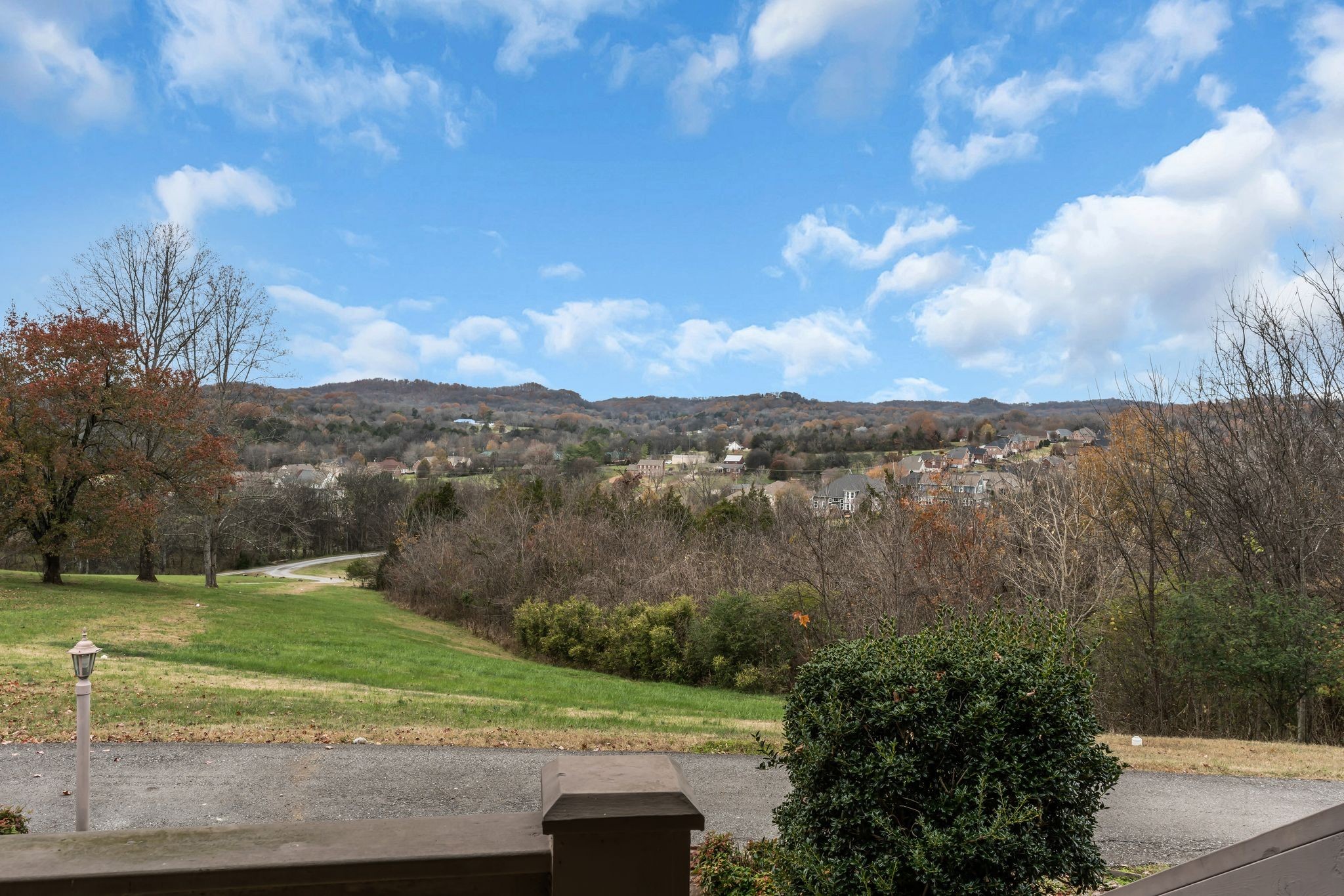 833 Long Hollow Pike