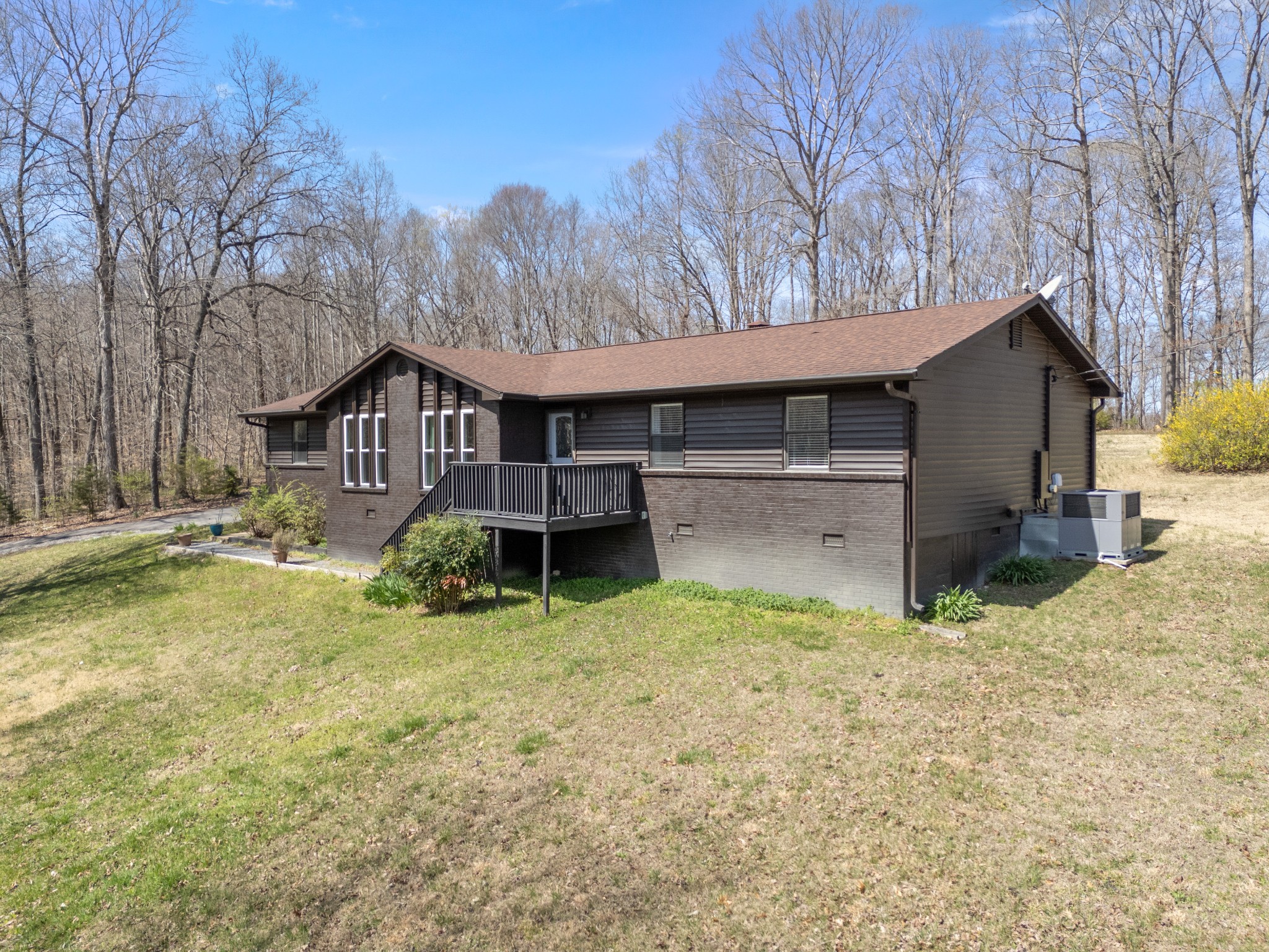 8956 Old Charlotte Pike
