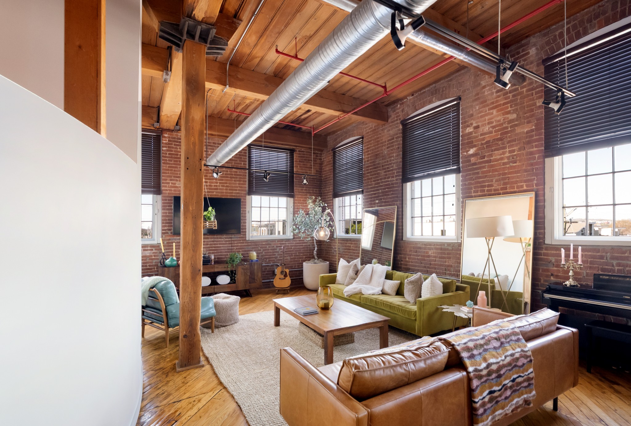 1400 Rosa L Parks Blvd Unit: 318