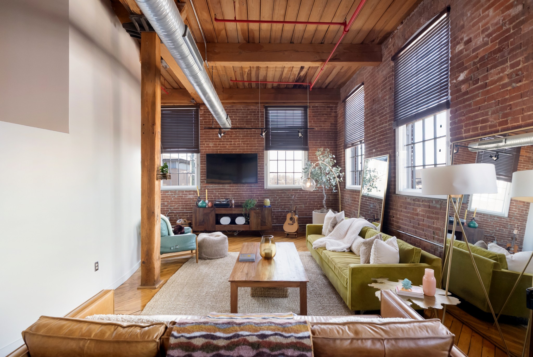 1400 Rosa L Parks Blvd Unit: 318