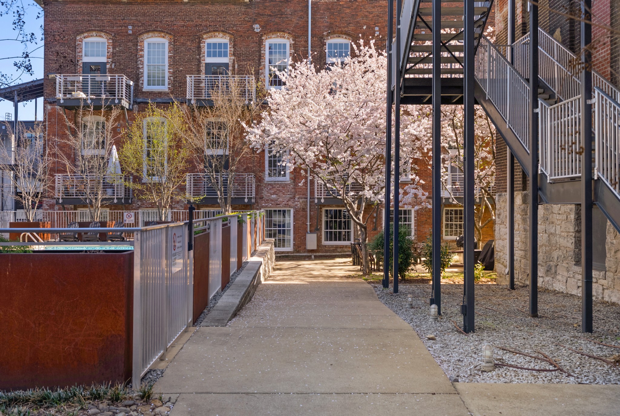 1400 Rosa L Parks Blvd Unit: 318