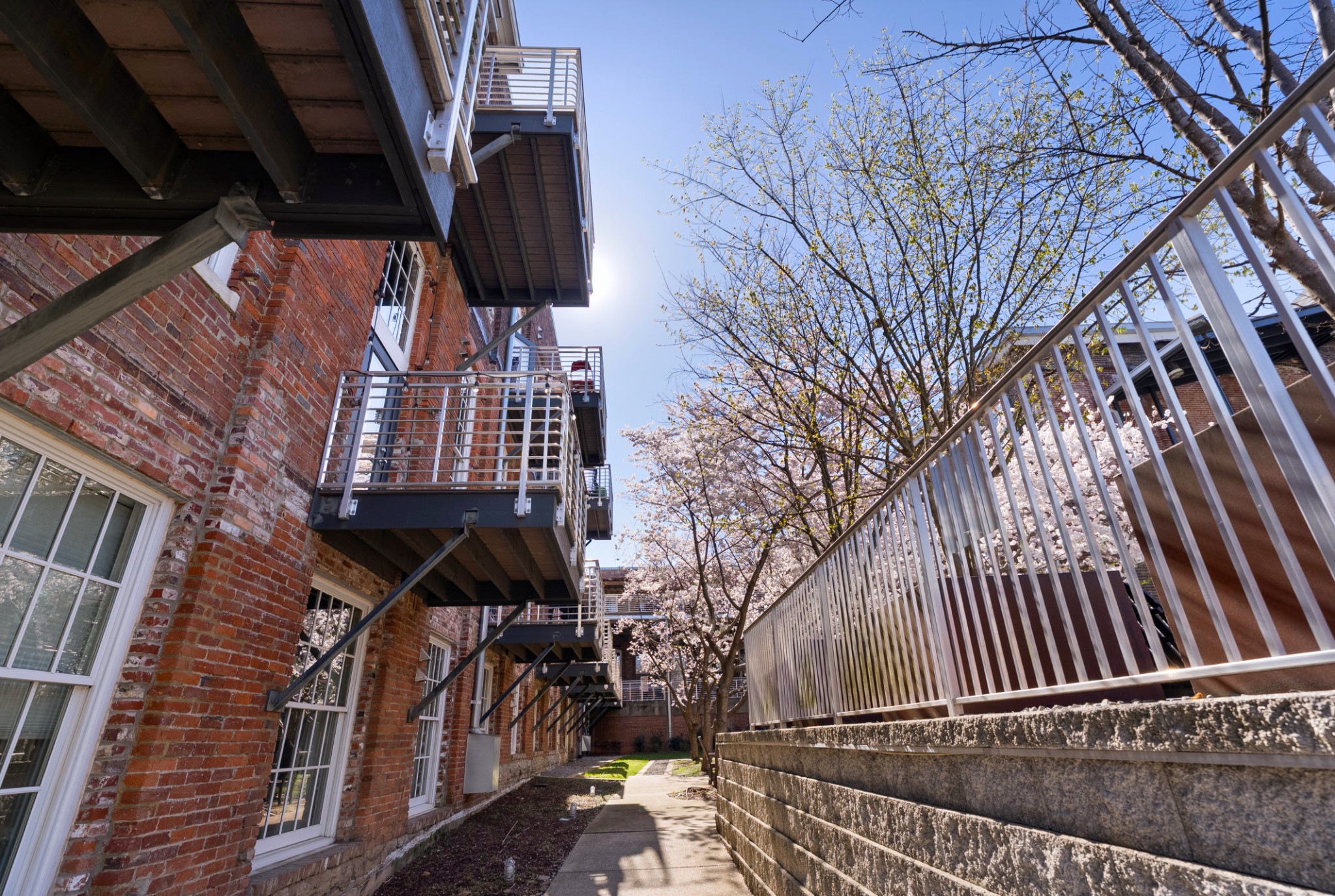 1400 Rosa L Parks Blvd Unit: 318