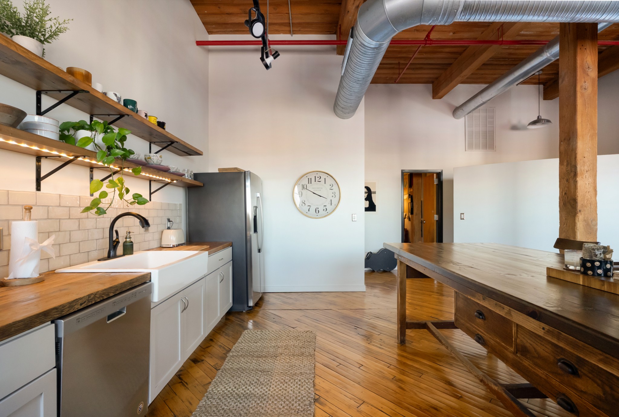 1400 Rosa L Parks Blvd Unit: 318