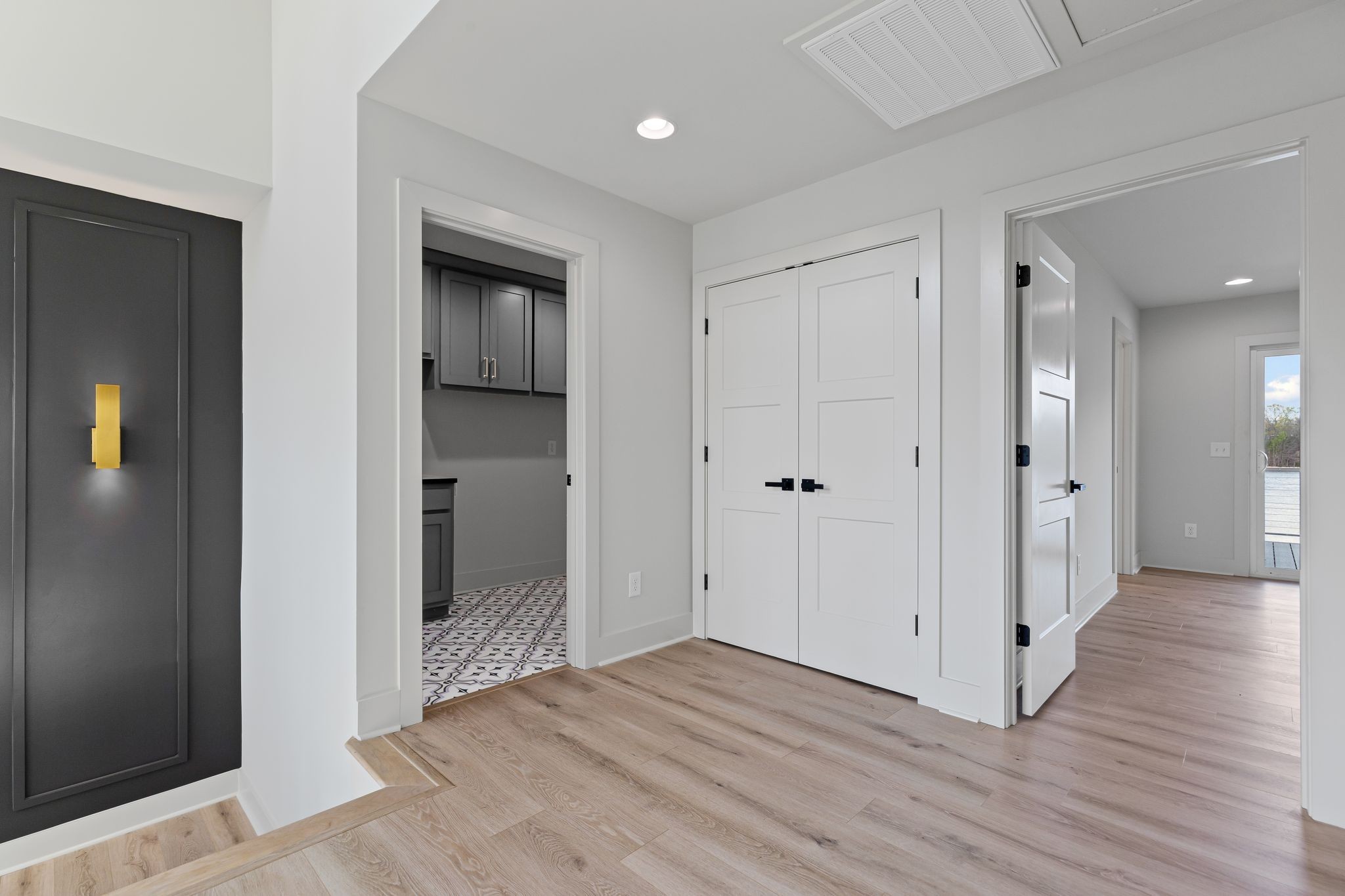 74 Barefoot Way