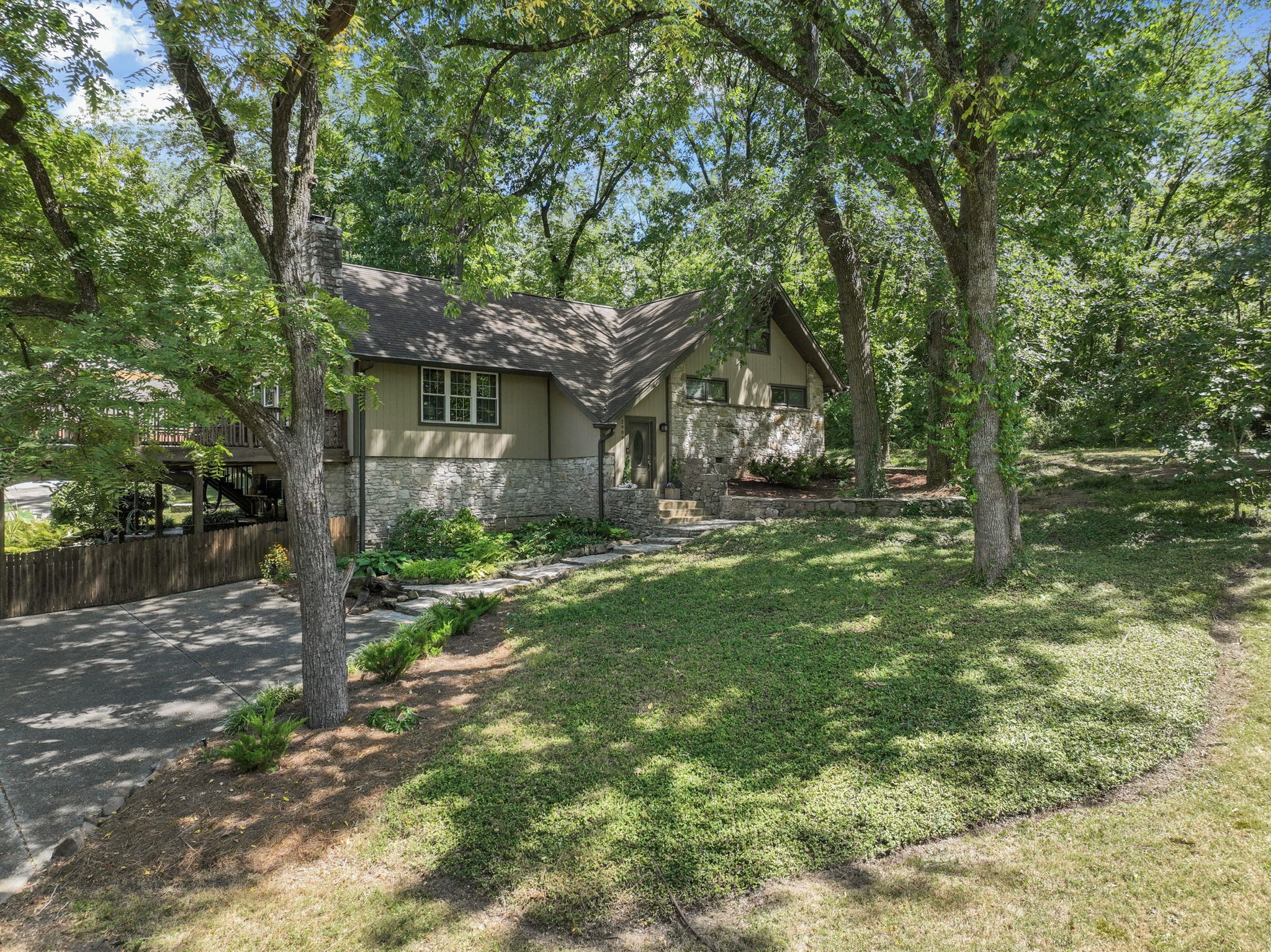 2909 Windemere Ct