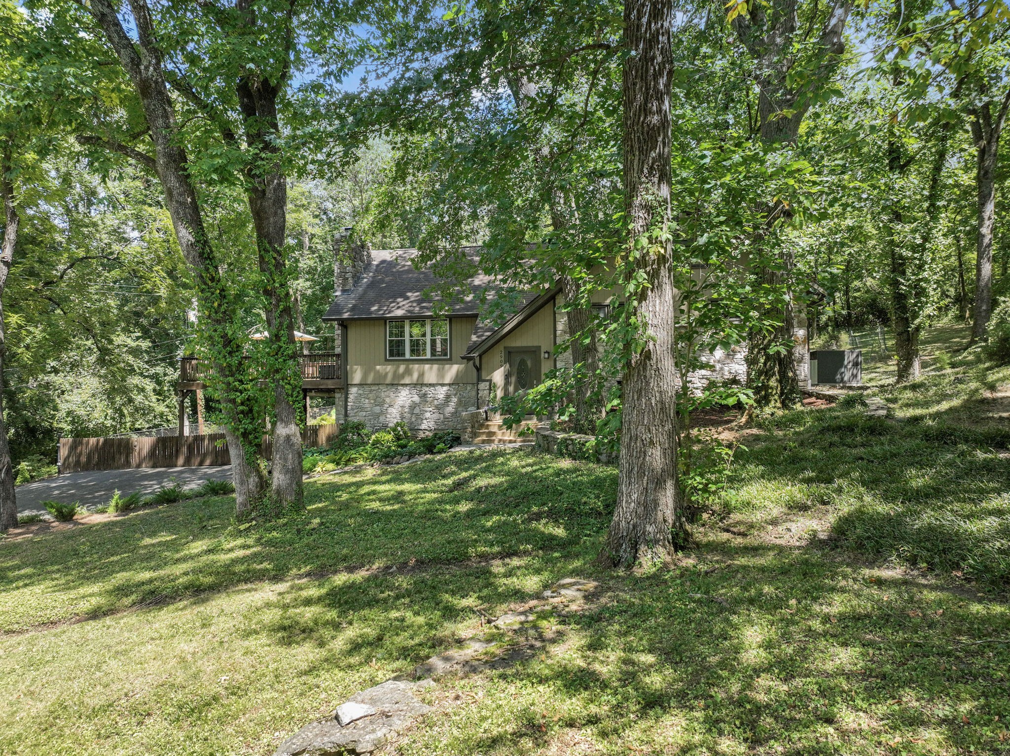 2909 Windemere Ct