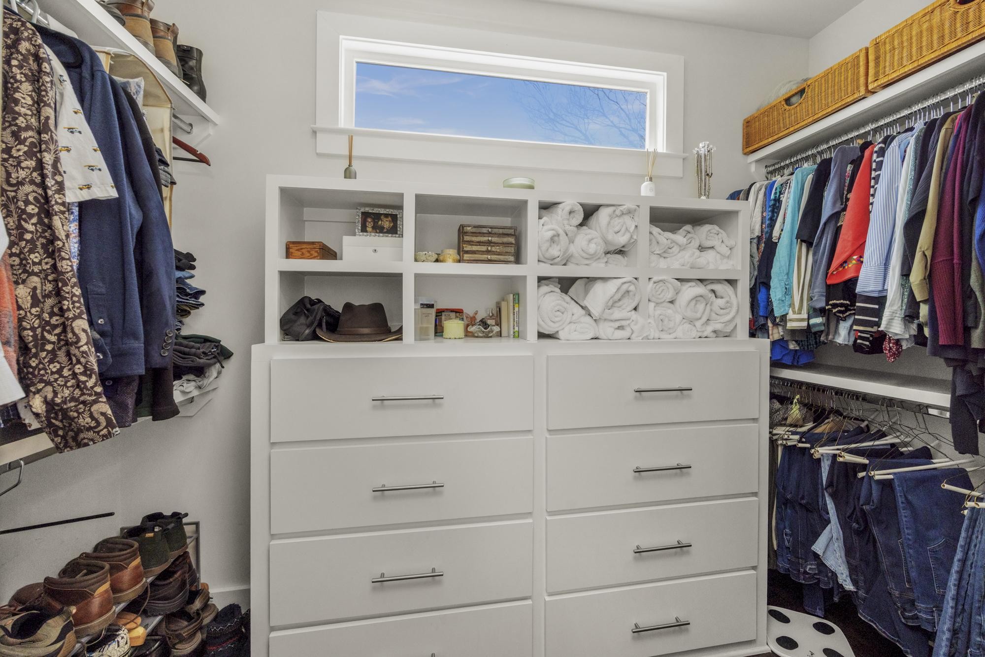 1208 Chapel Ave