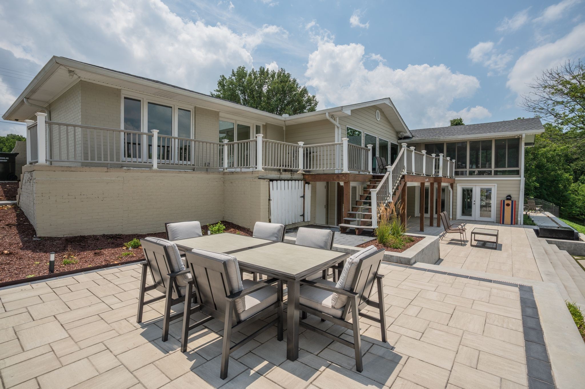 389 Green Harbor Rd