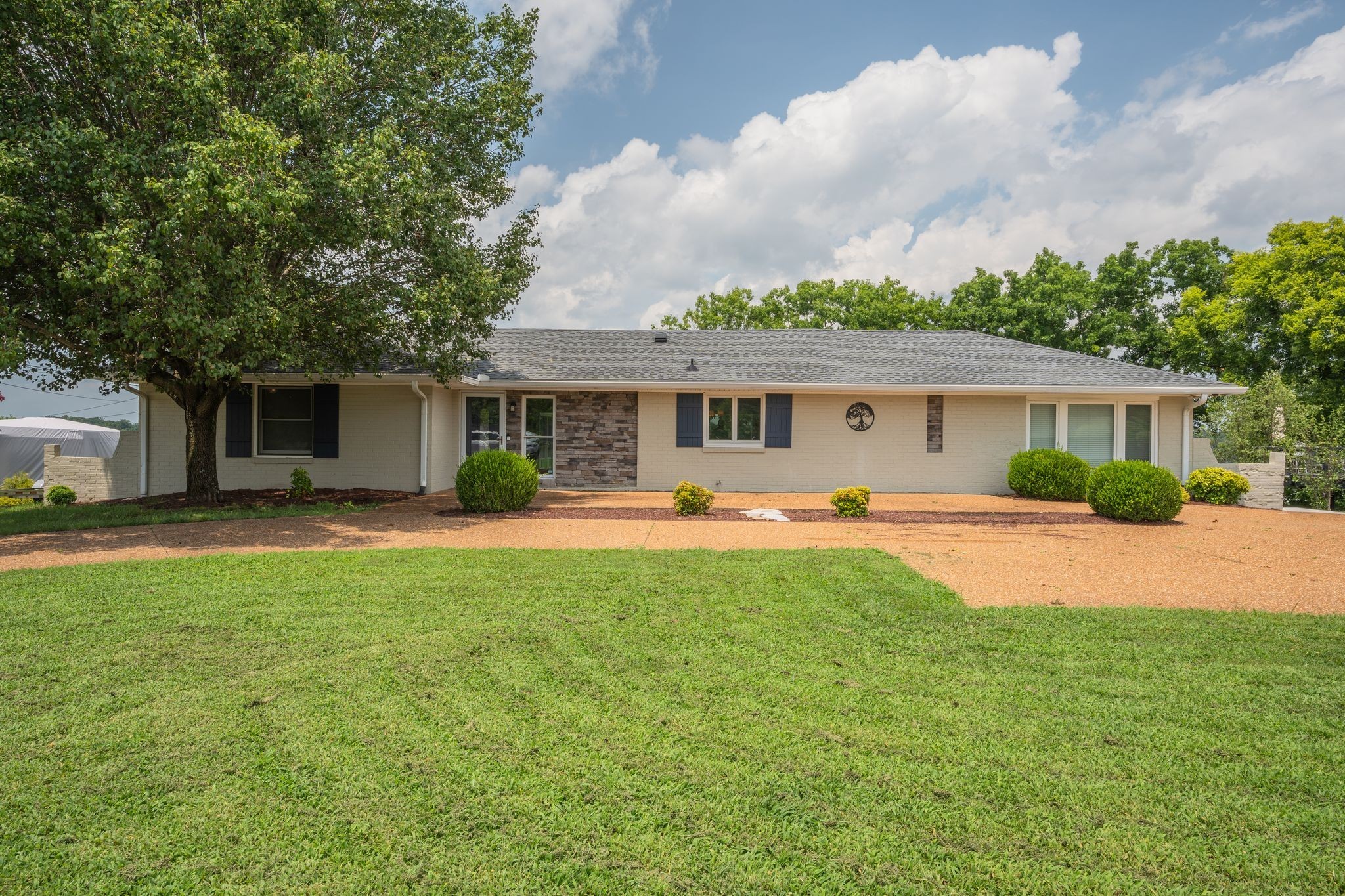389 Green Harbor Rd
