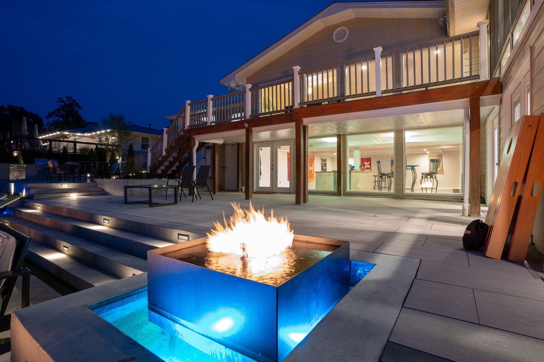 389 Green Harbor Rd