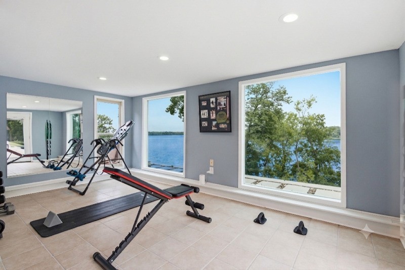389 Green Harbor Rd