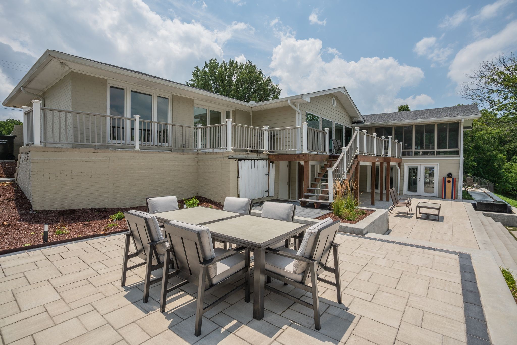 389 Green Harbor Rd