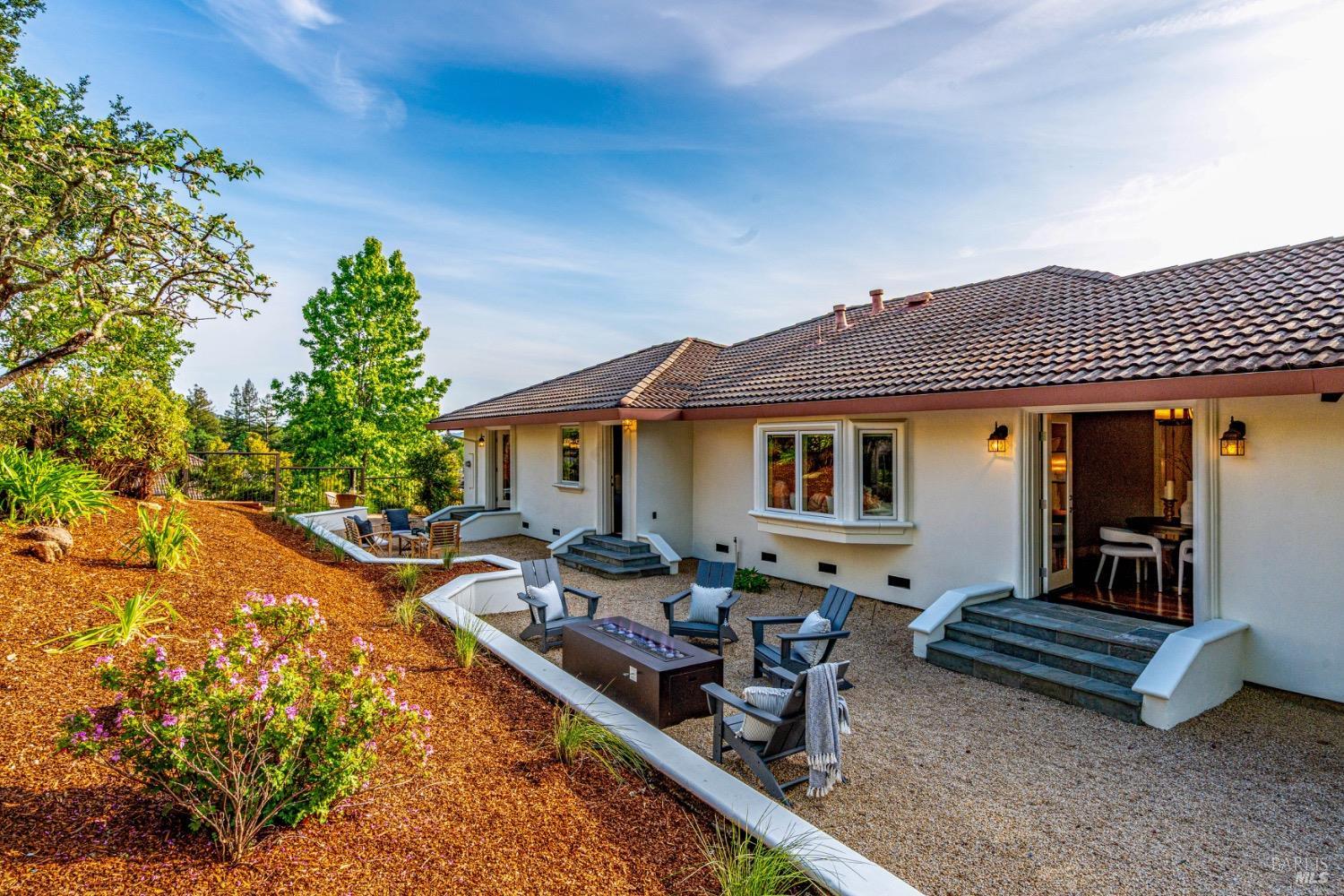 14 Maui Way