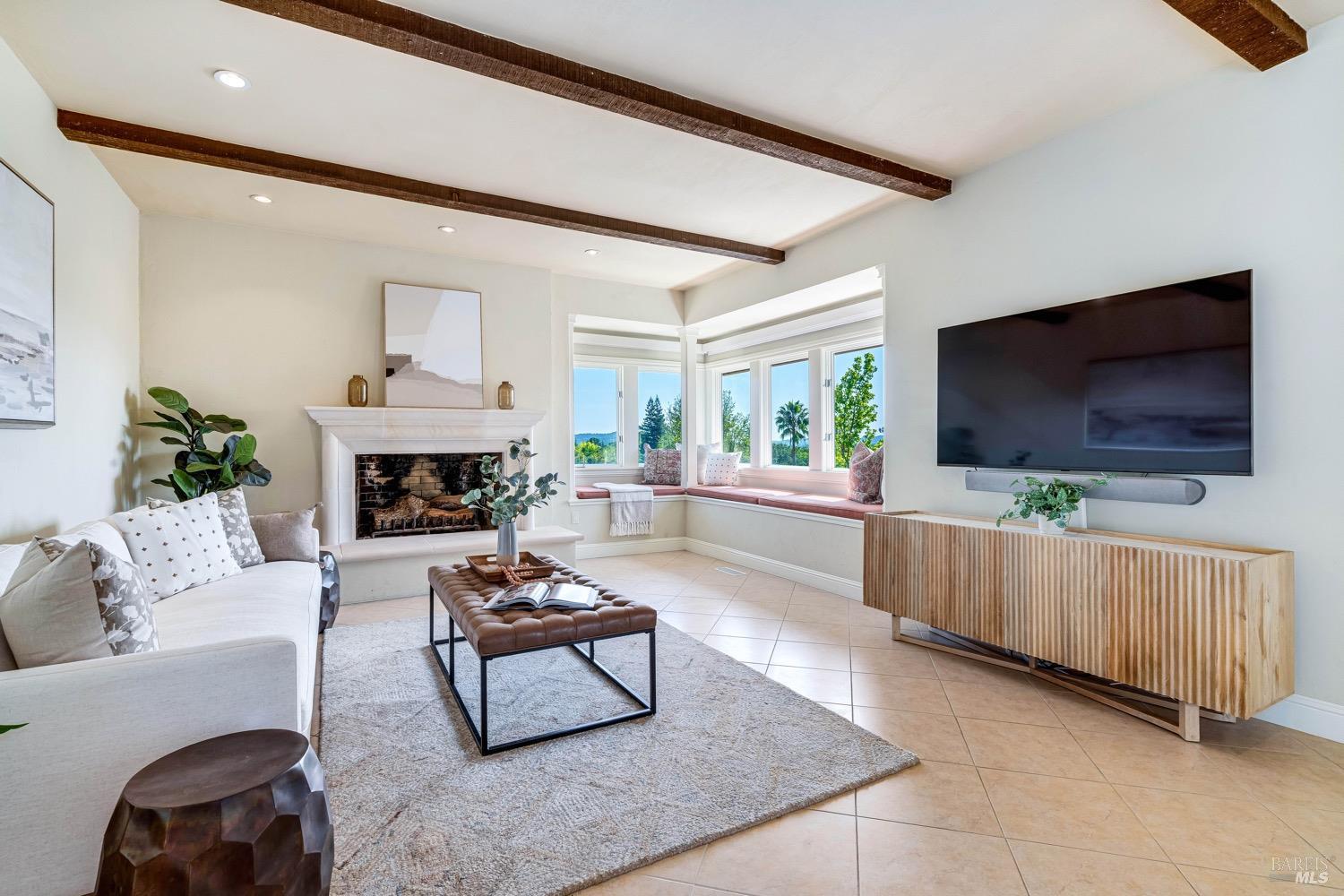 14 Maui Way