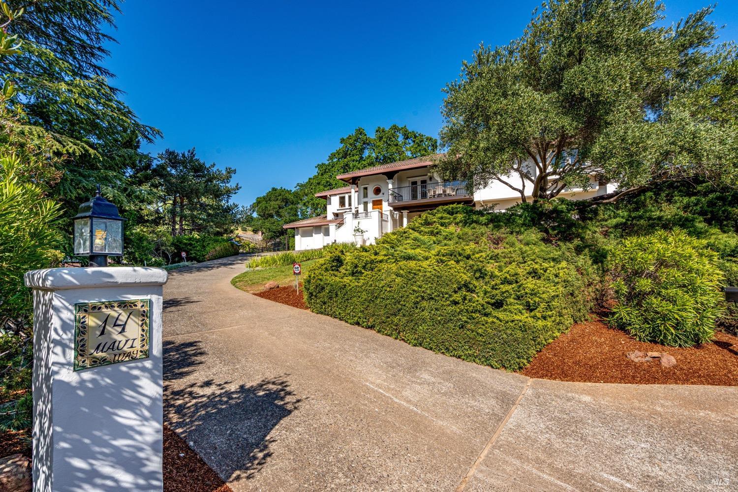 14 Maui Way