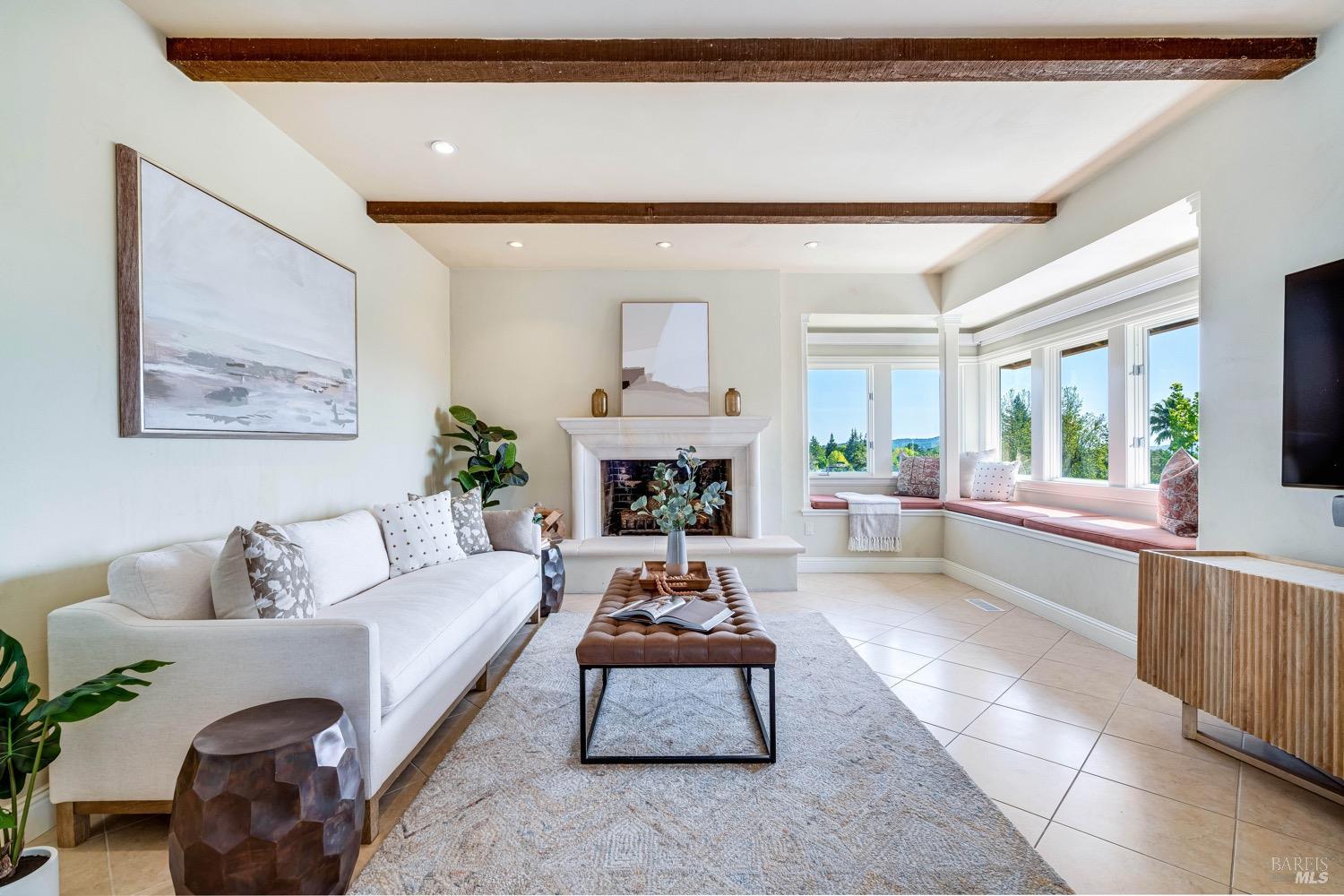 14 Maui Way