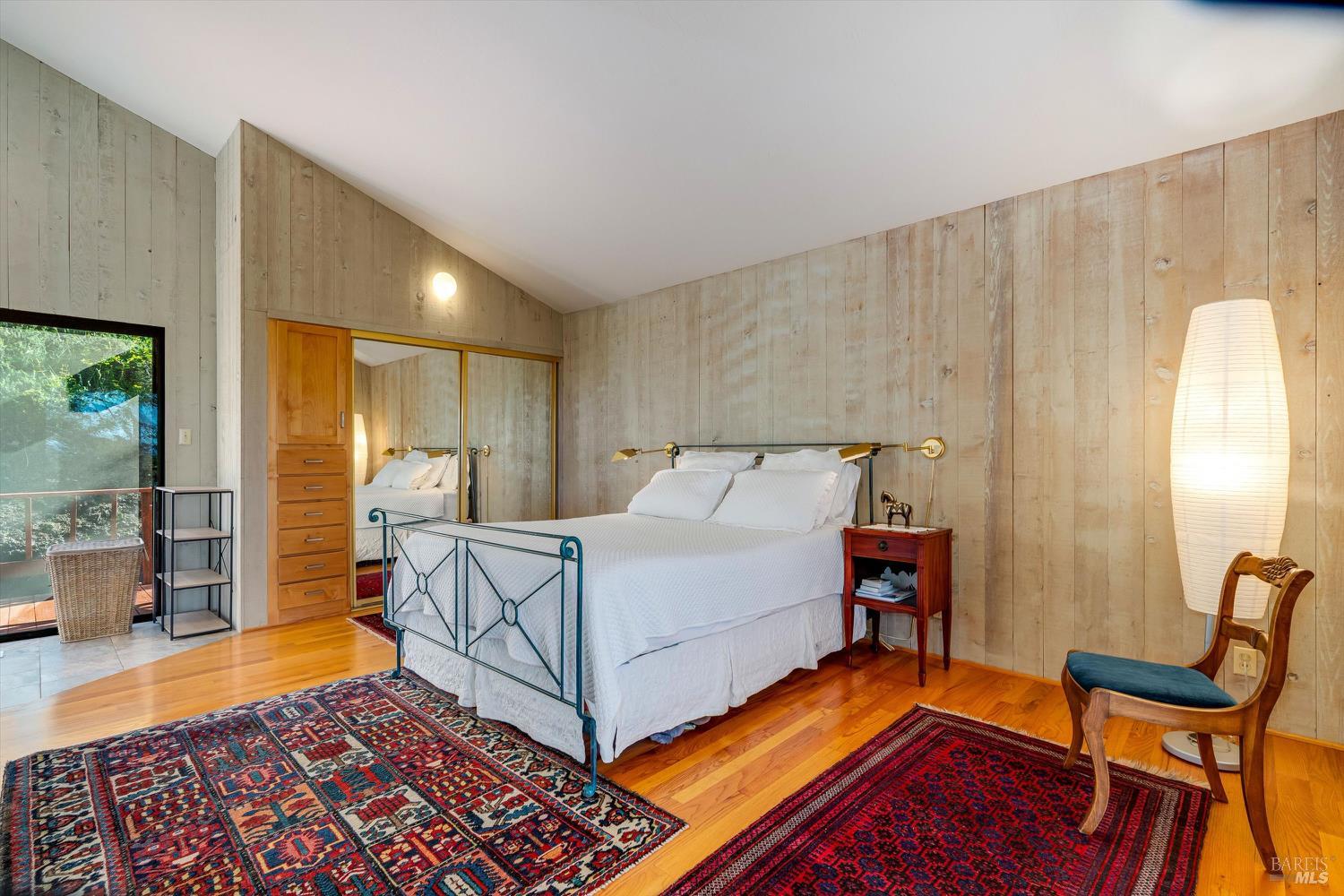 572 Montecito Boulevard