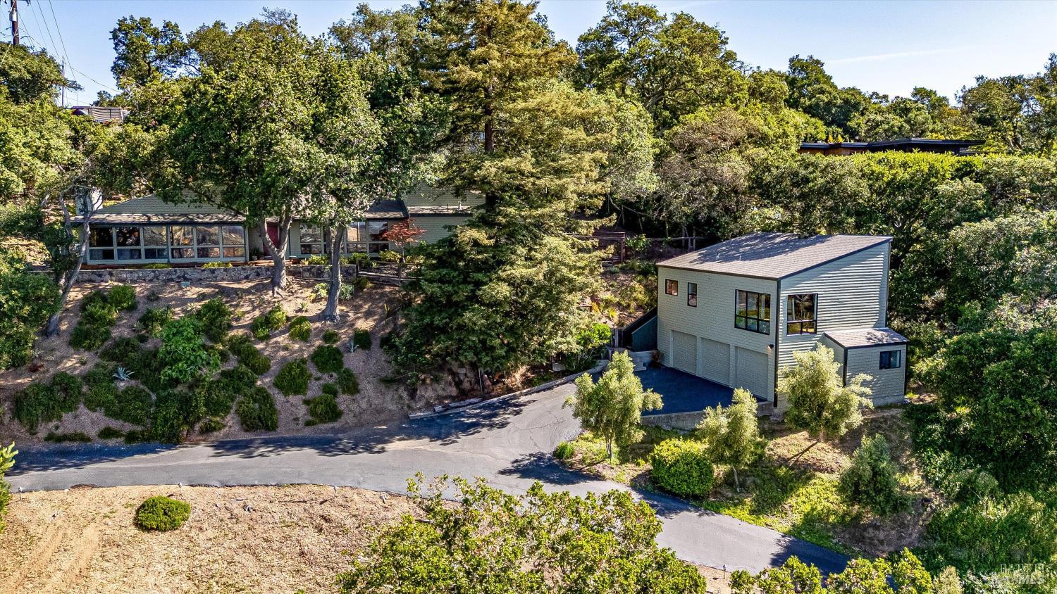 572 Montecito Boulevard