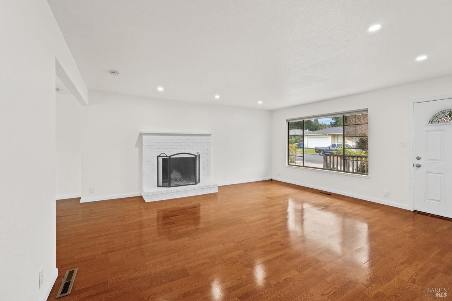 1726 Crinella Drive