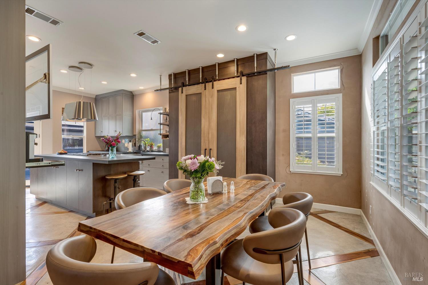 1120 Paulson Court