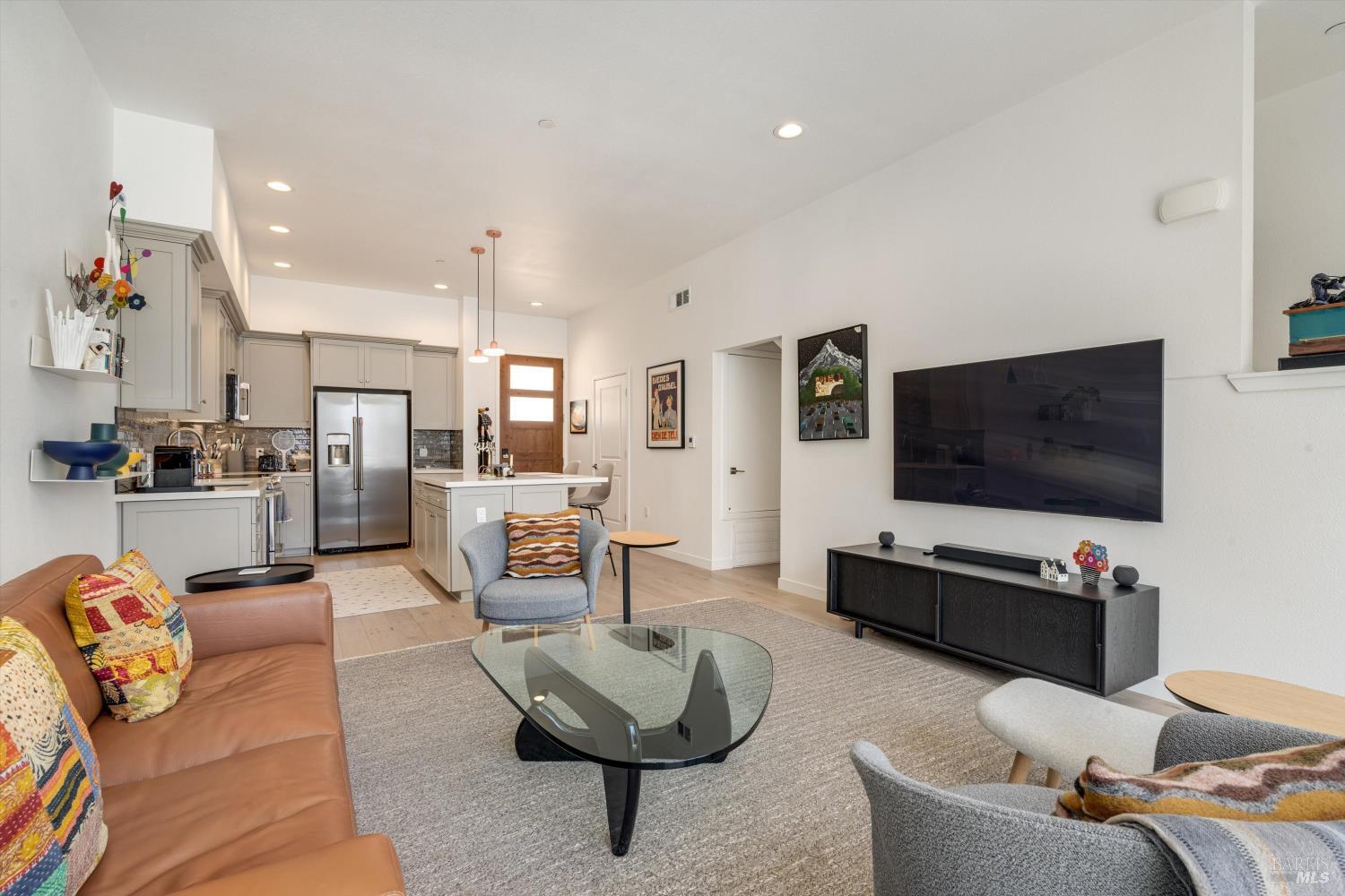 207 Second Street