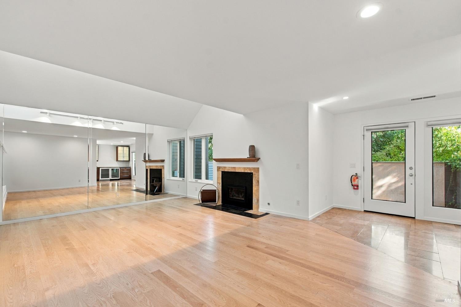 1500 Voorhees Circle