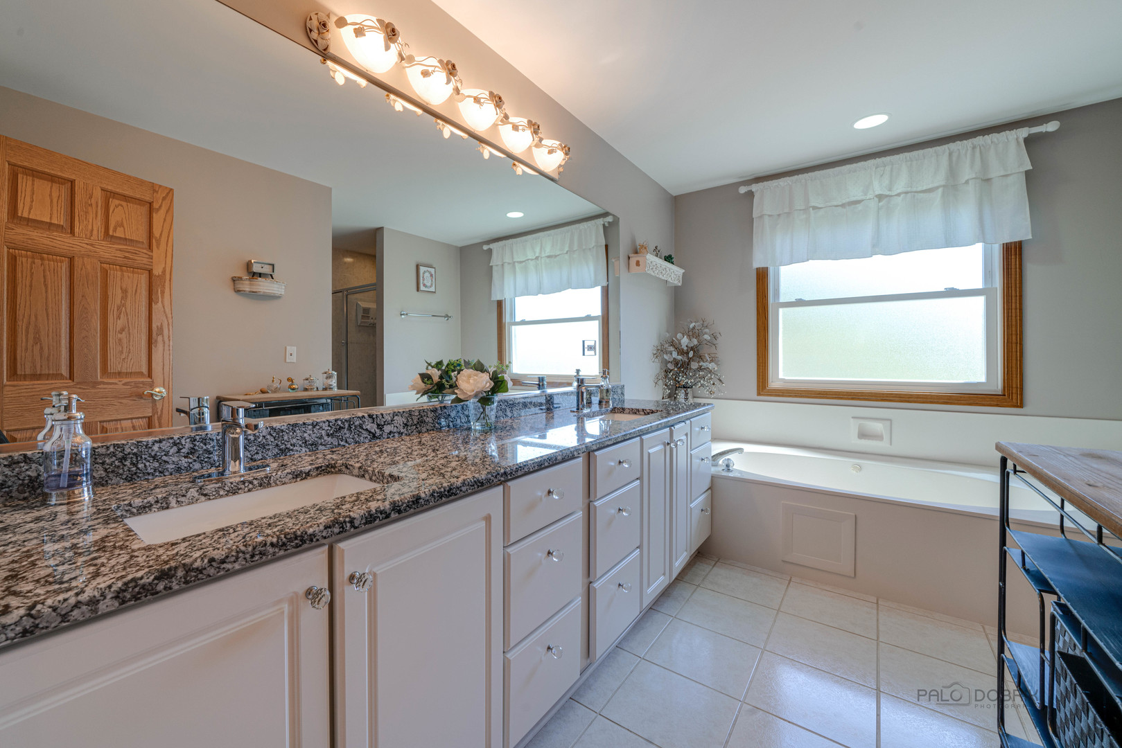 2939 N Southern Hills Drive