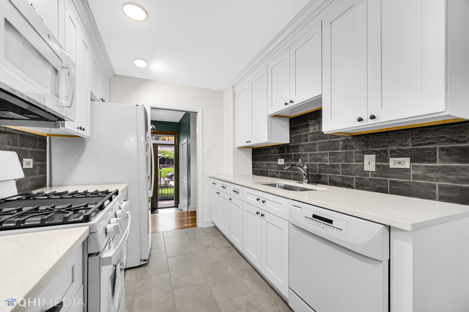 7400 W Pottawatomi Drive