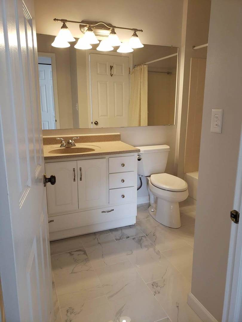 2743 Wayfaring Lane Unit: 19-D