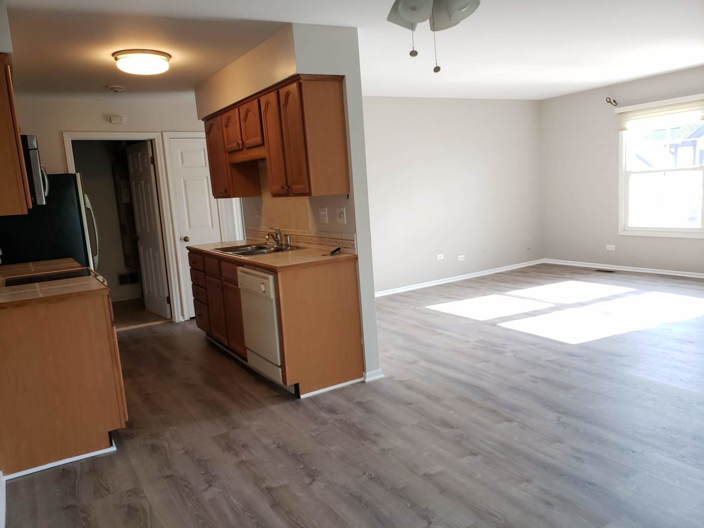 2743 Wayfaring Lane Unit: 19-D