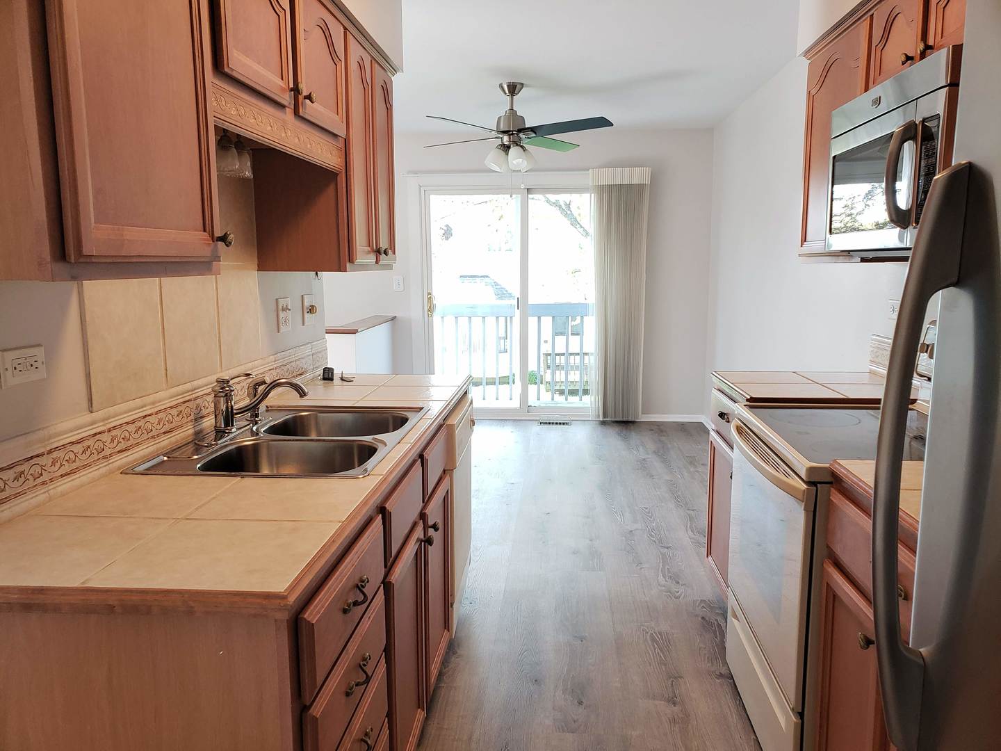 2743 Wayfaring Lane Unit: 19-D
