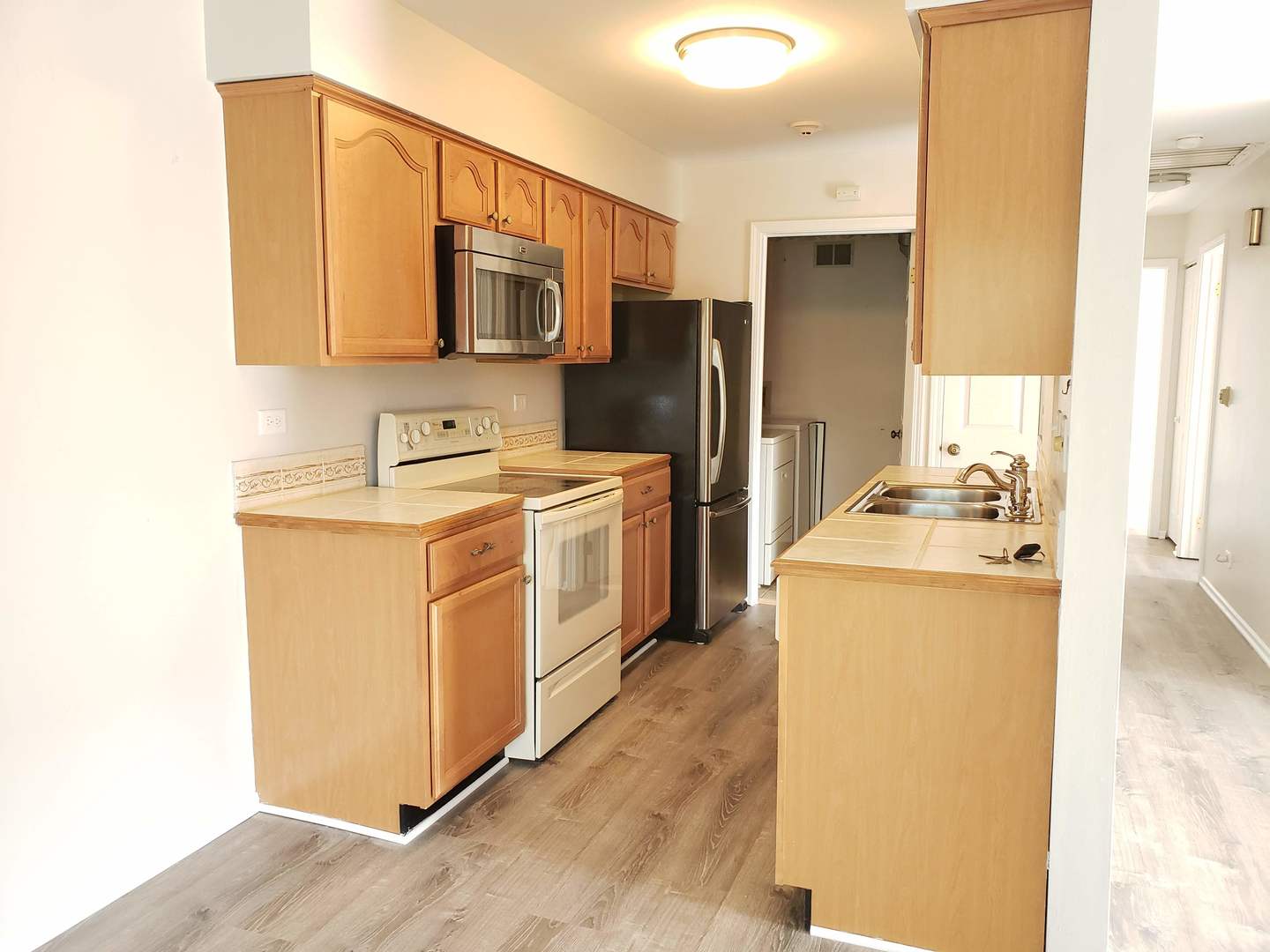 2743 Wayfaring Lane Unit: 19-D