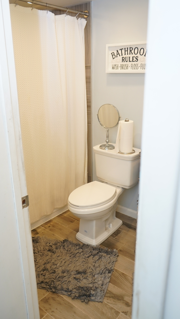 5333 Waterbury Way Unit: 504A