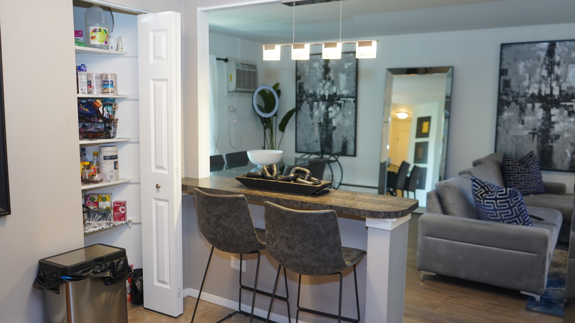 5333 Waterbury Way Unit: 504A
