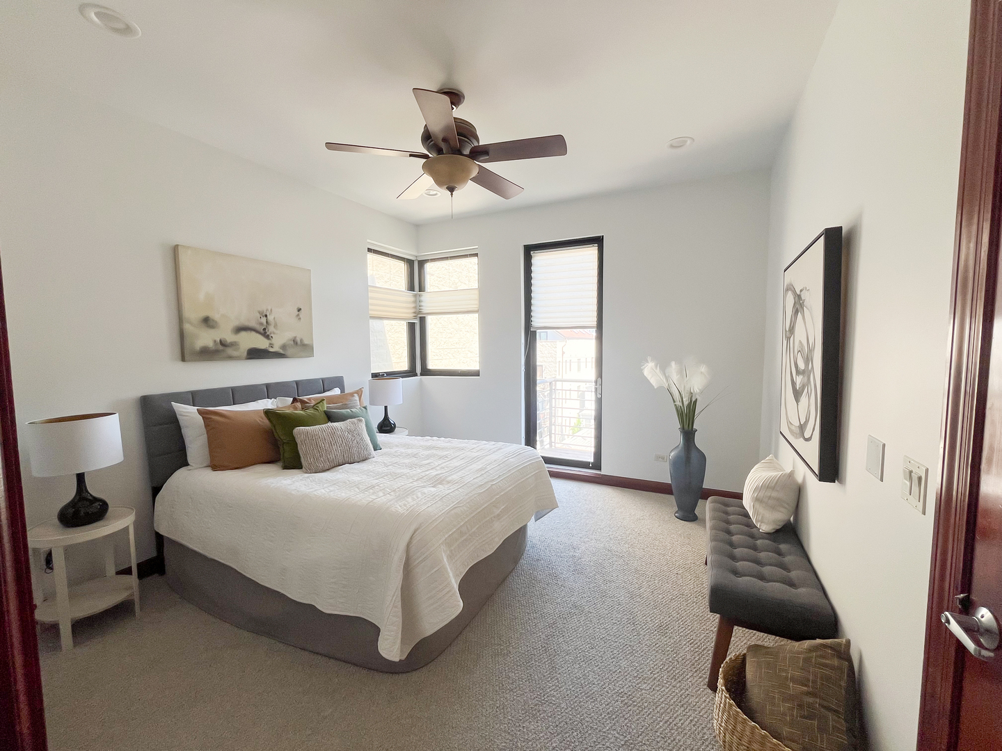 808 N Greenview Avenue Unit: 4A