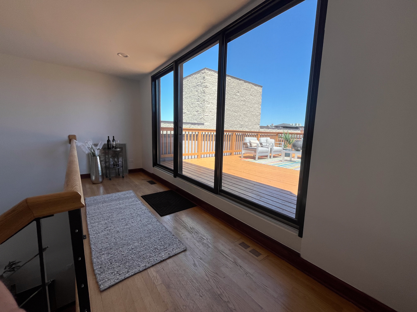 808 N Greenview Avenue Unit: 4A