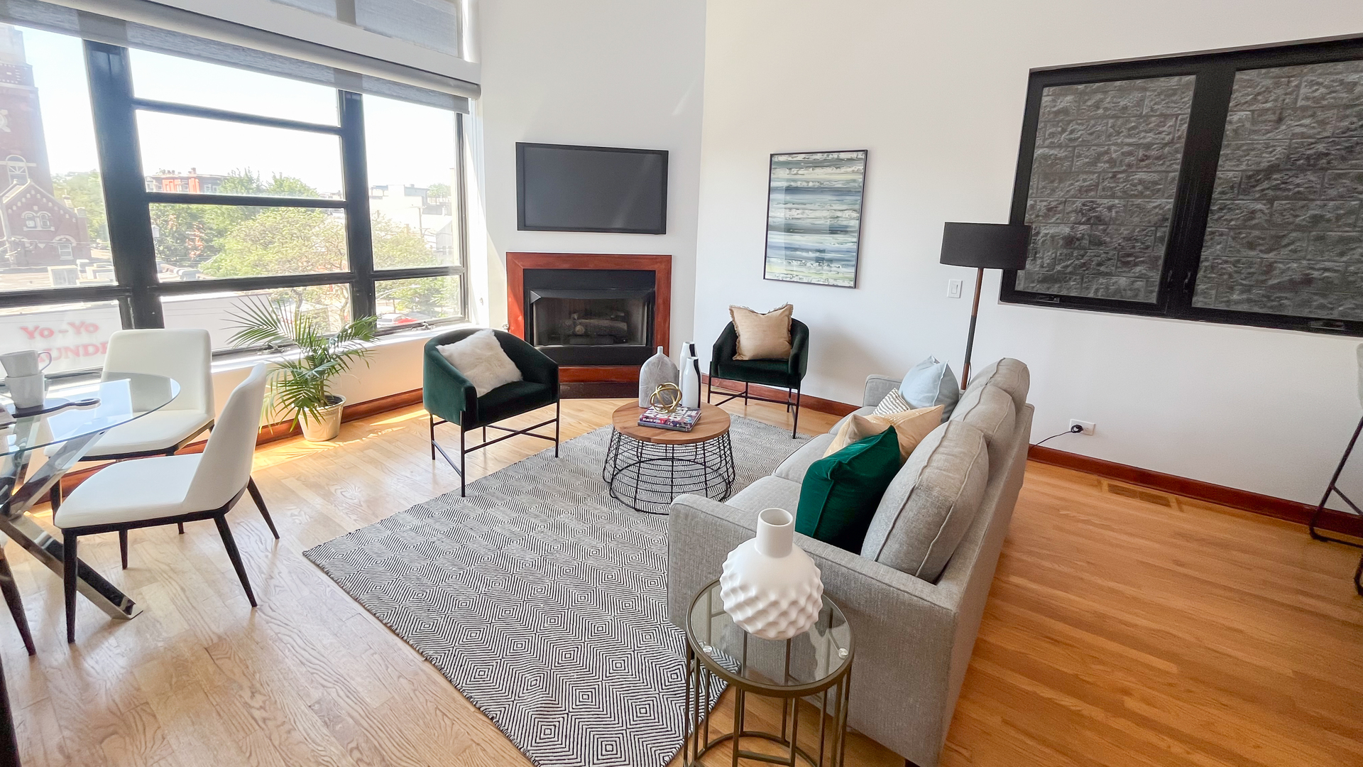 808 N Greenview Avenue Unit: 4A