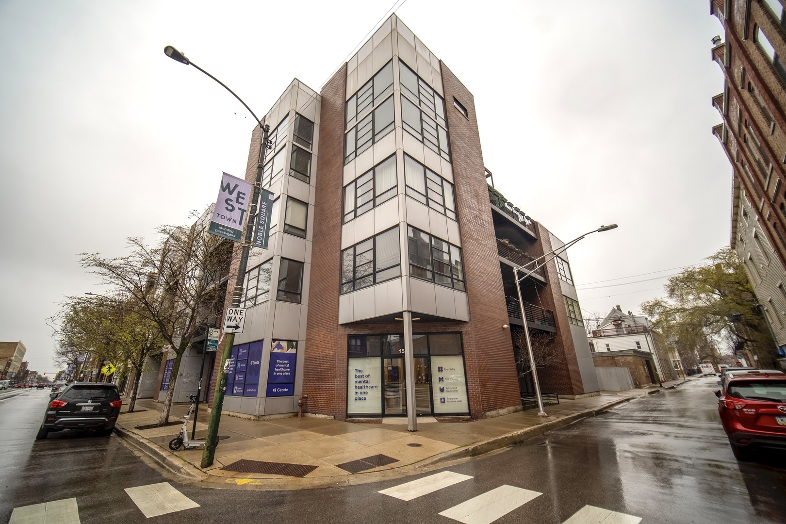 808 N Greenview Avenue Unit: 4A