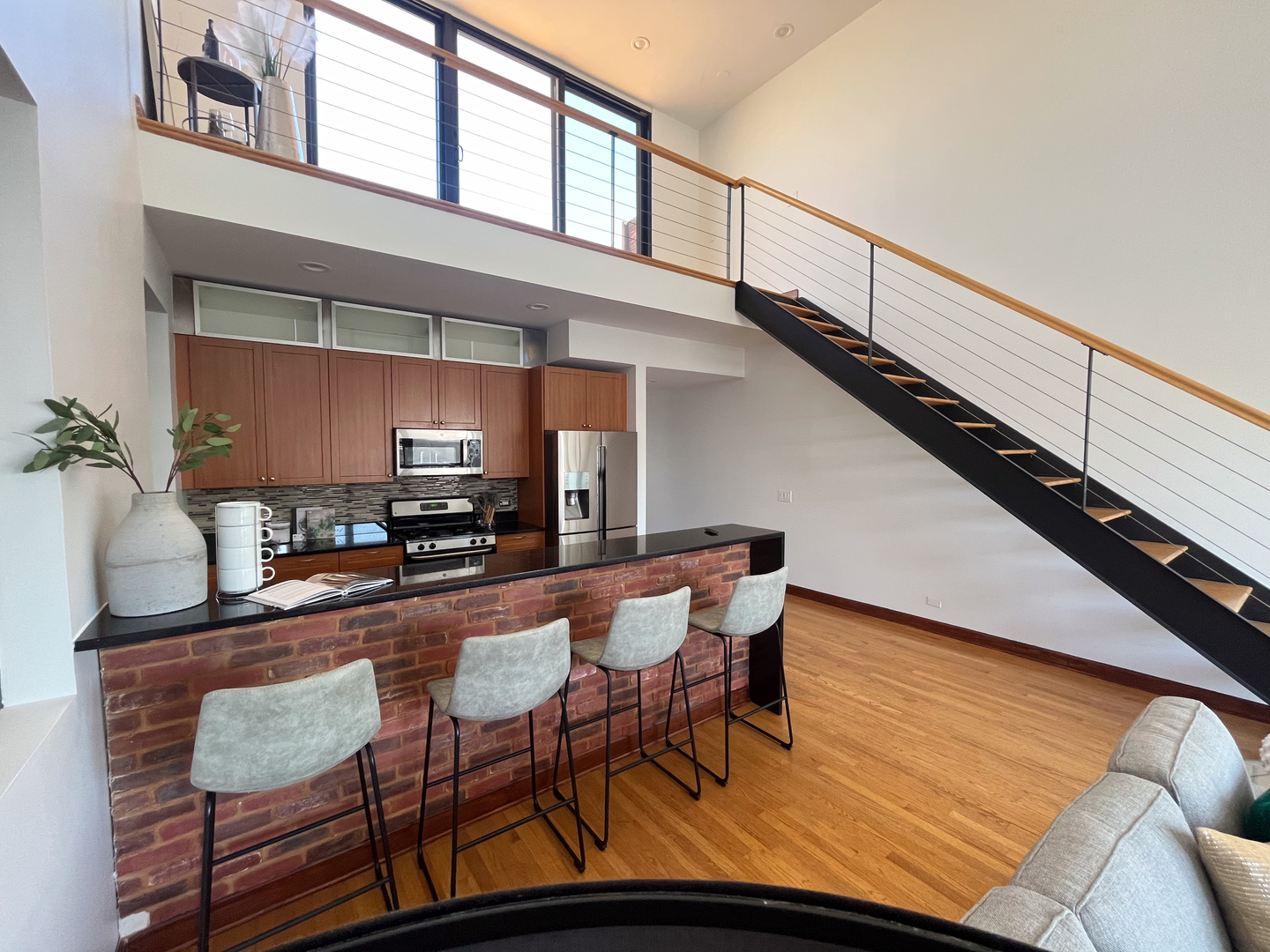 808 N Greenview Avenue Unit: 4A