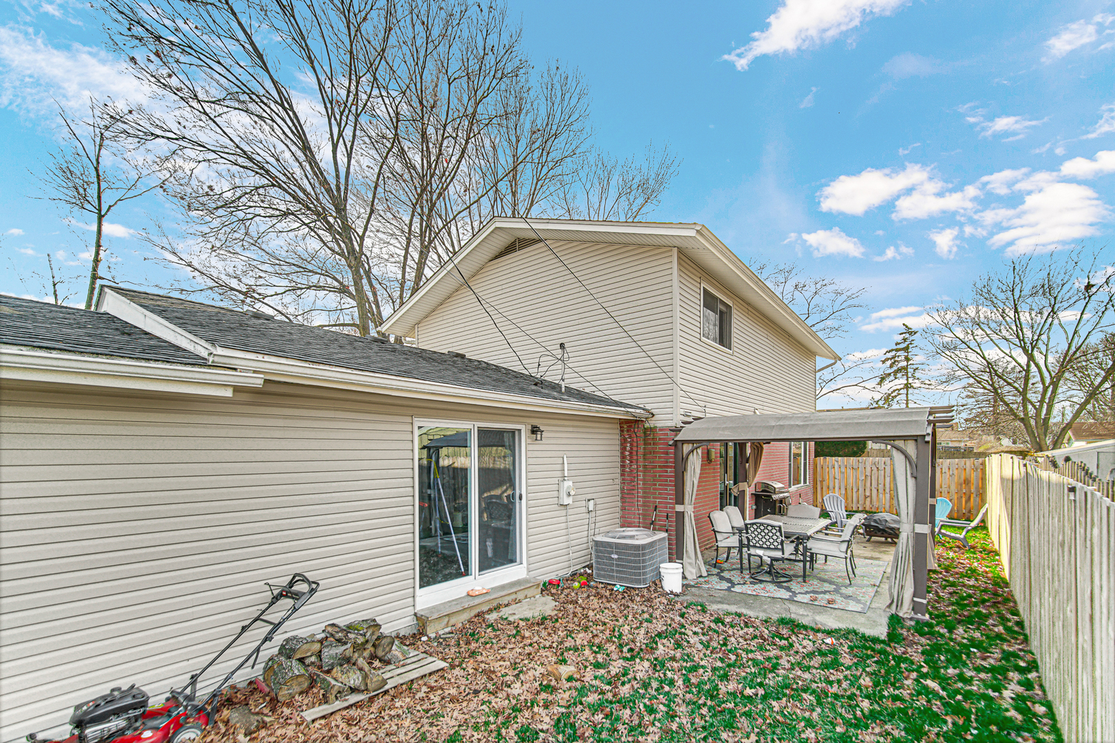 14849 Mission Avenue