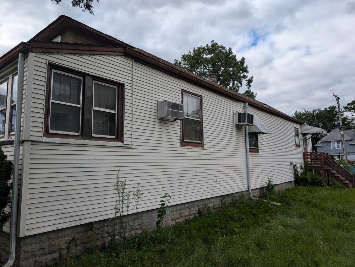 3502 W 65TH Place
