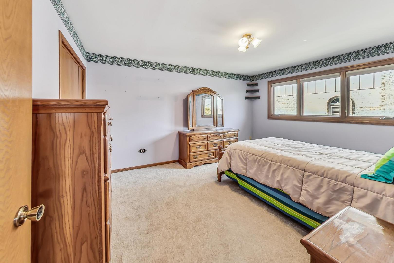 12735 W Tanglewood Circle