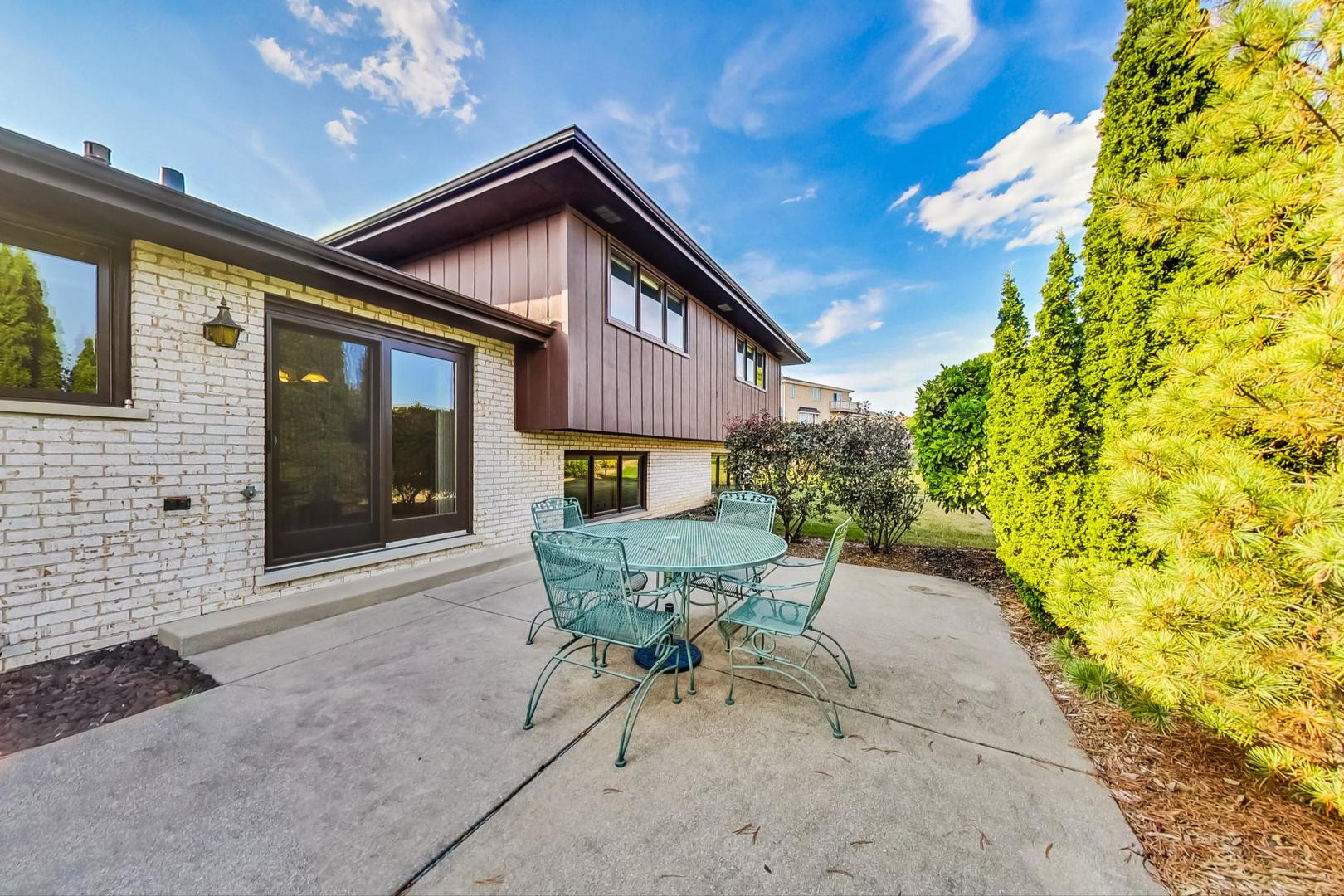 12735 W Tanglewood Circle