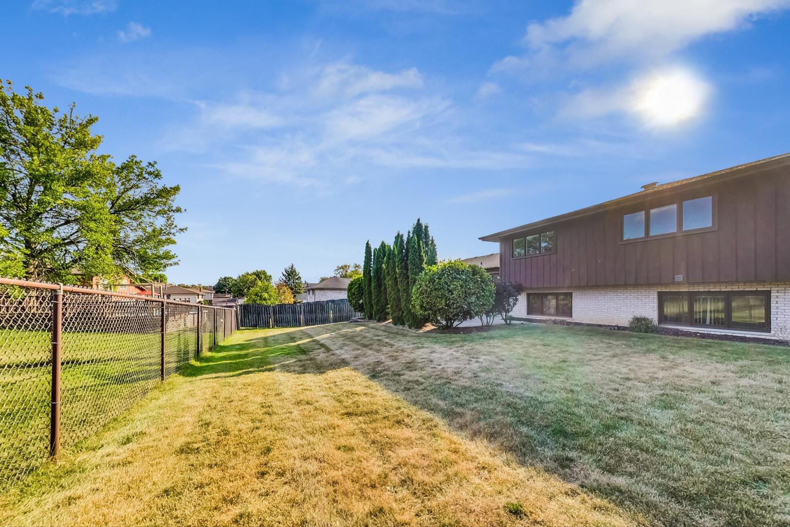 12735 W Tanglewood Circle