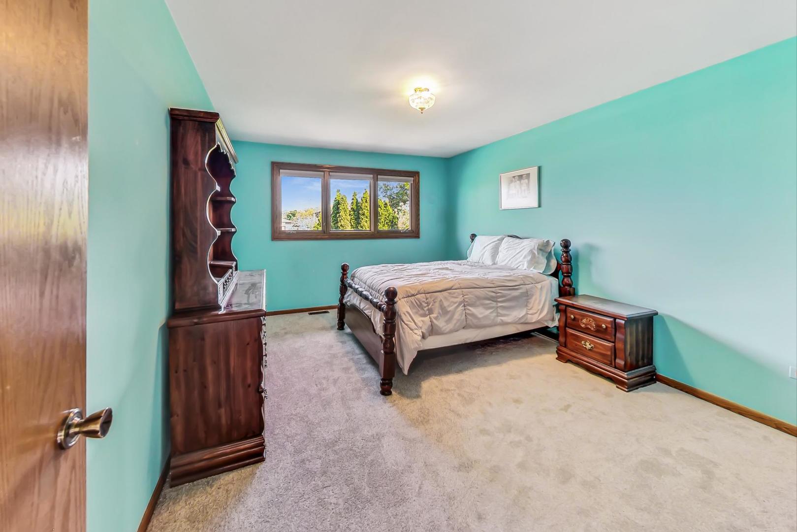 12735 W Tanglewood Circle