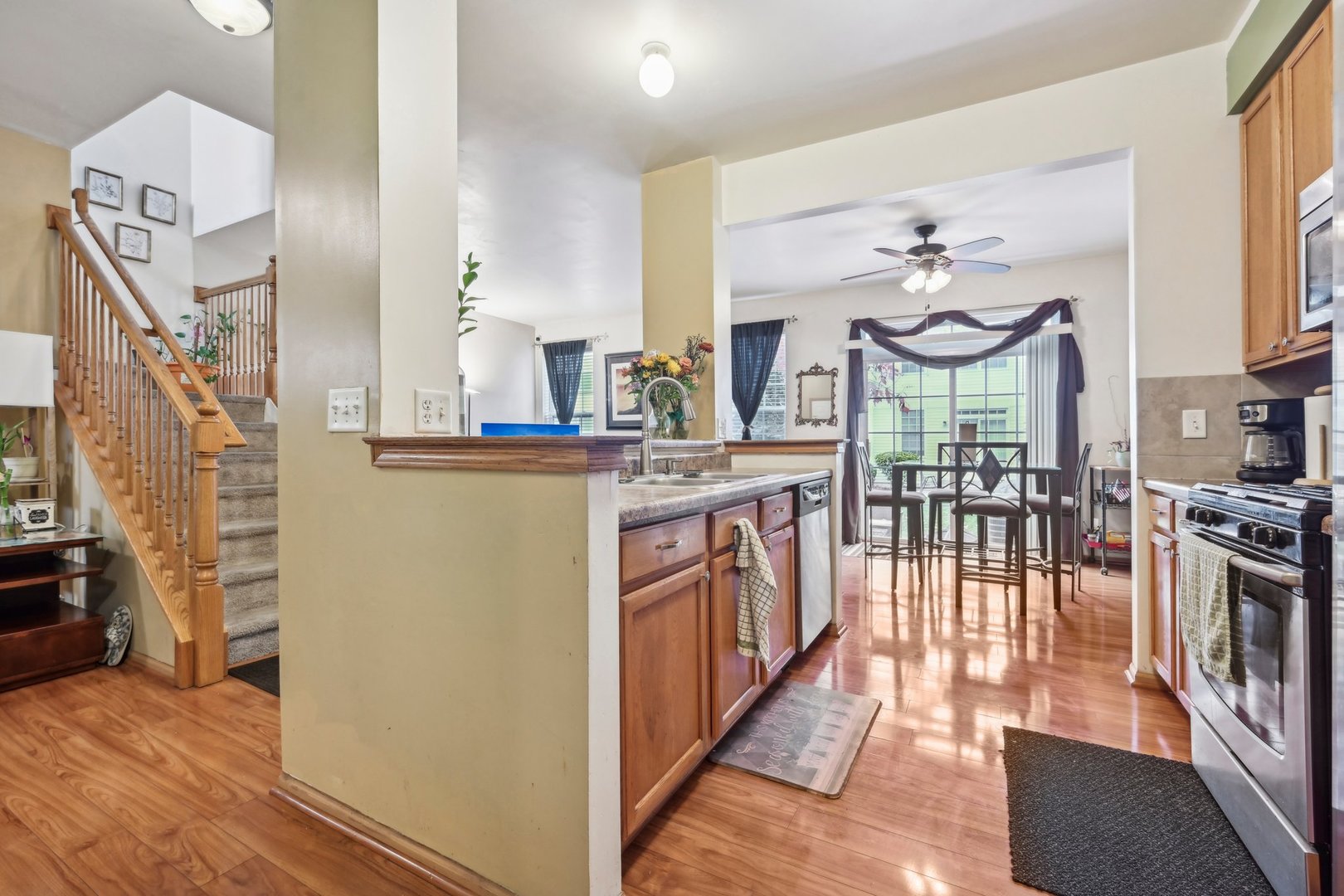 1914 W Cobblestone Road